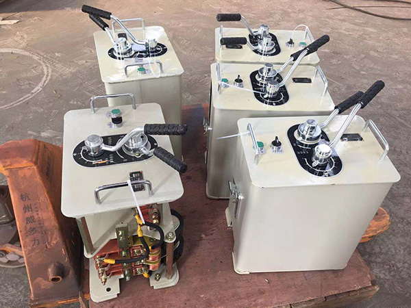 蓄電池電機車配件