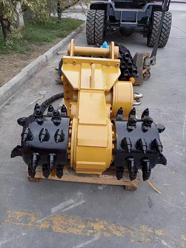 橫向銑挖機